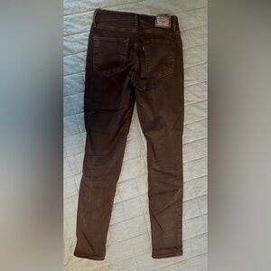 Levis 721 High Rise Skinny Jean